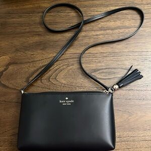 Like new Kate Spade Crossbody Purse